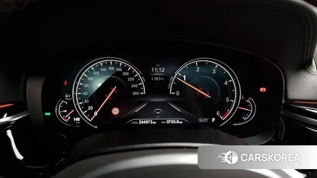 BMW 5 Series (G30) id 3009396 из Кореи 18