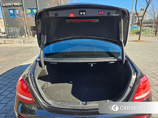 Mercedes-Benz E-Class W213 id 3723030 из Кореи 18