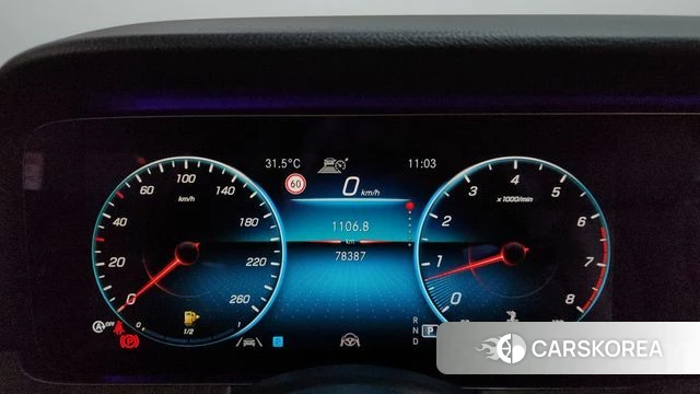 Mercedes-Benz E-Class W213 id 4586414 из Кореи 33