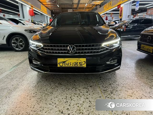 Volkswagen Magotan id 4256140 из Китая 8