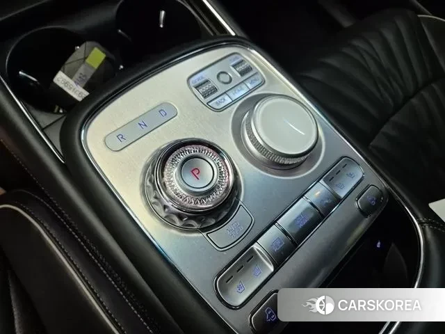 Genesis G90 (RS4) id 3425328 из Кореи 18