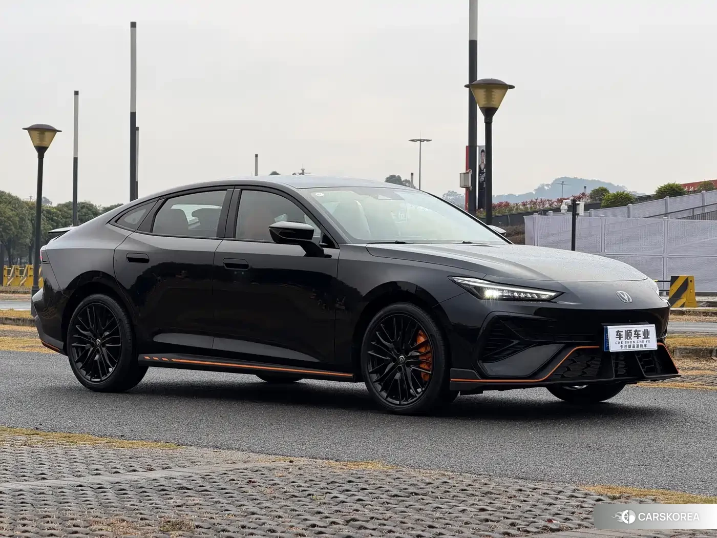 Chang'an Changan UNI-V id 4565207 из Китая 30