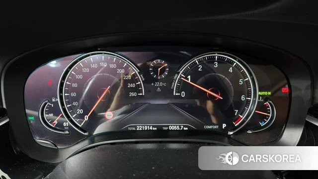 BMW 5 Series (G30) id 4285965 из Кореи 18