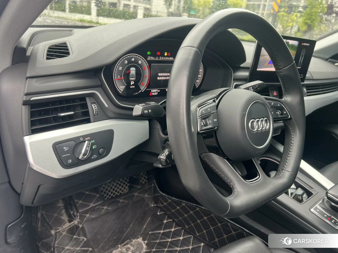 Audi A4L id 4479361 из Китая 20
