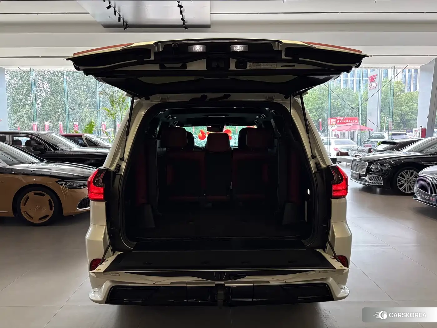 Lexus LX id 4600686 из Китая 27