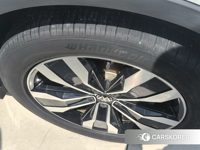 Volkswagen Tiguan L id 4260060 из Китая 10