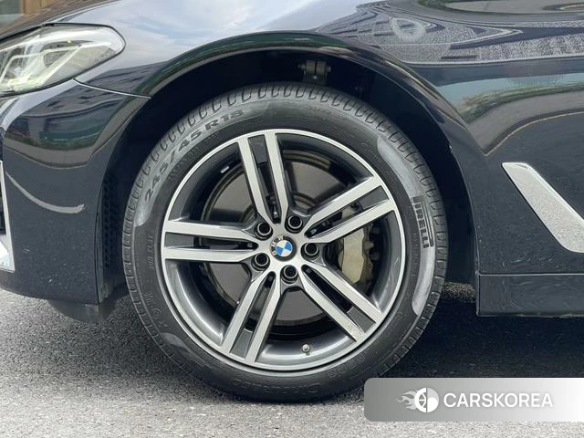 BMW 5 series id 4265586 из Китая 30