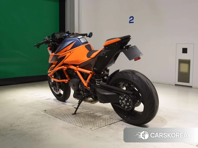 Проданный KTM 1290 SUPER DUKE R id 4358832 из Японии, фото 9