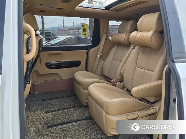 Kia The New Carnival id 3695403 из Кореи 18