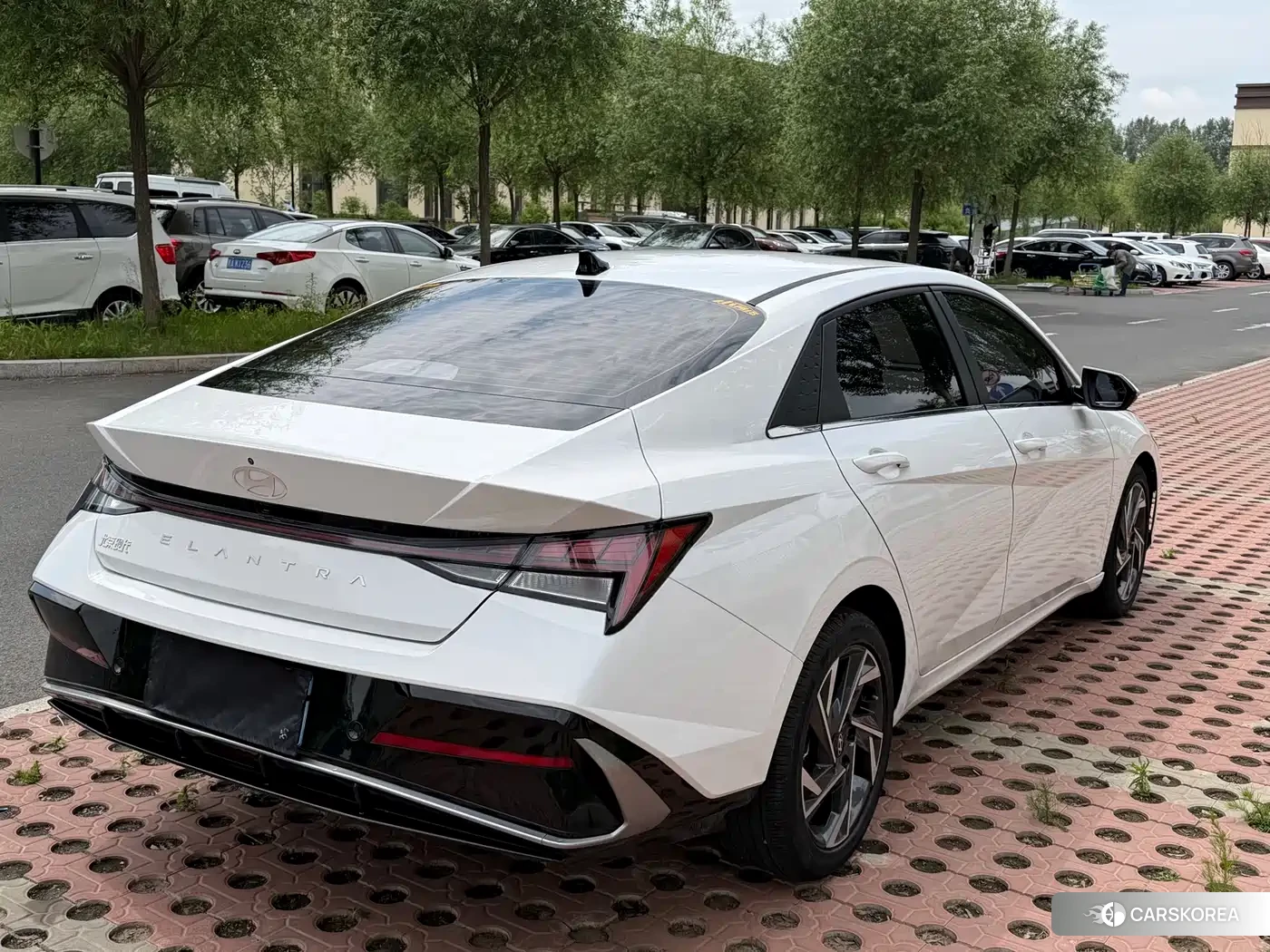 Hyundai Elantra id 4680677 из Китая 18