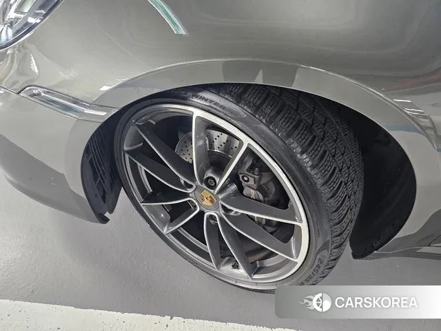 Porsche 911(992) id 3399186 из Кореи 16