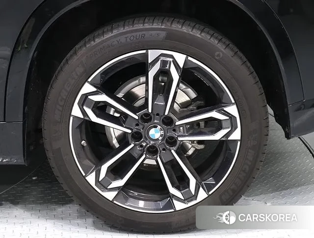 BMW X1 (U11) id 3550172 из Кореи 18