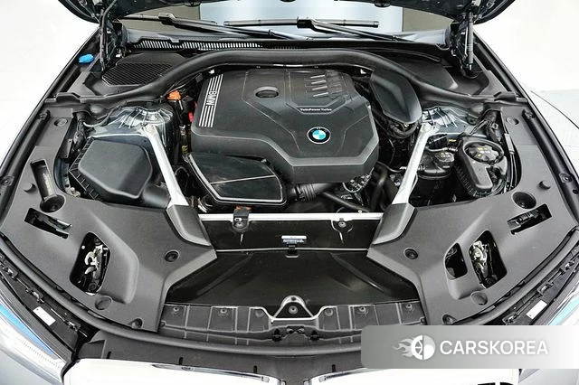 BMW 5 Series (G30) id 3877249 из Кореи 18