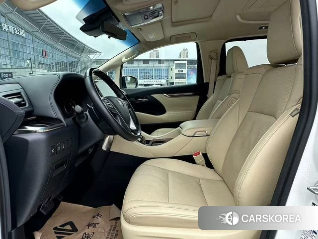 Toyota Elfa id 4272406 из Китая 8
