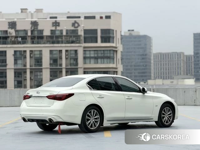 Infiniti Q50L id 4211788 из Китая 8