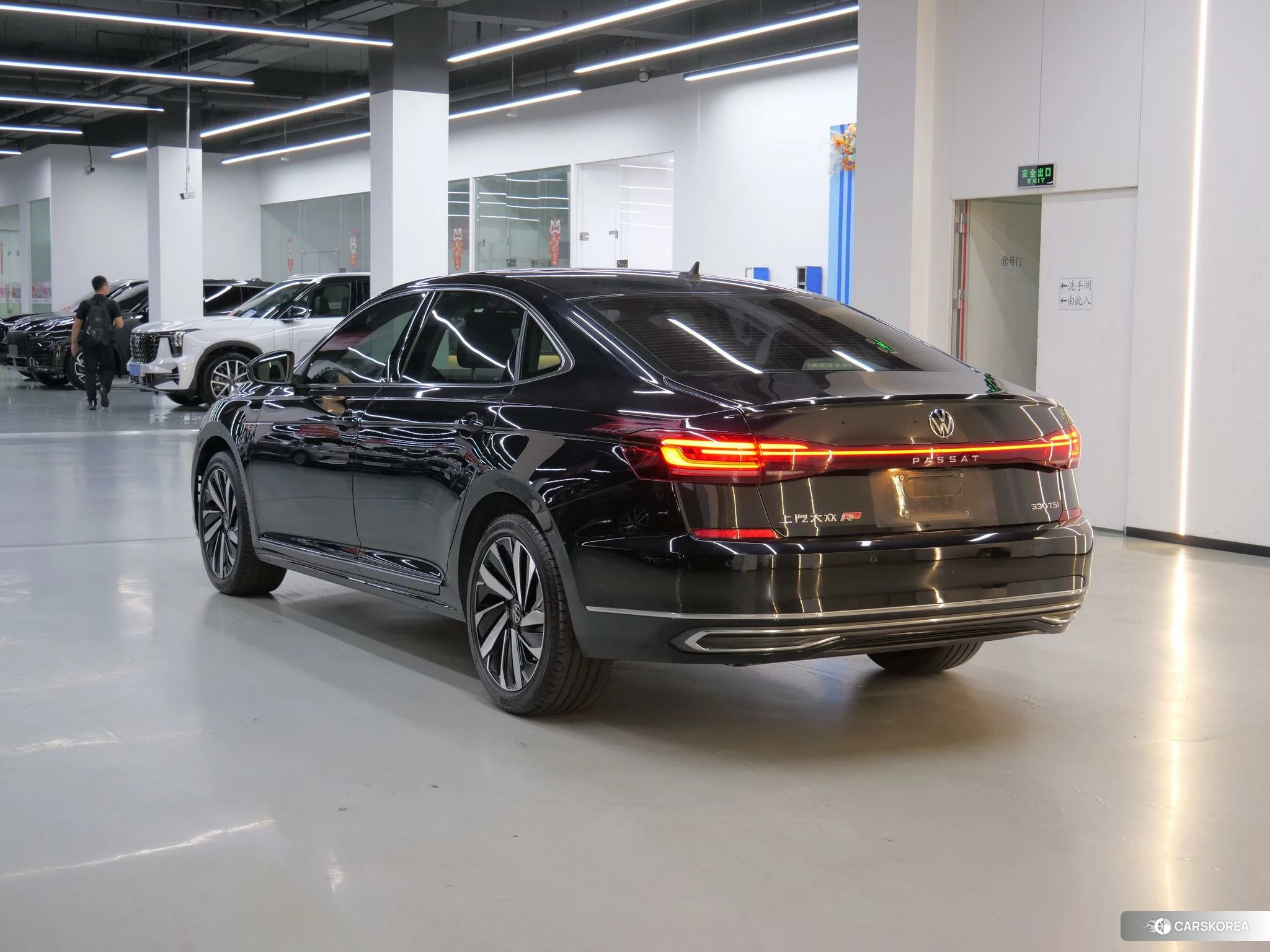 Volkswagen Passat id 4473943 из Китая 16