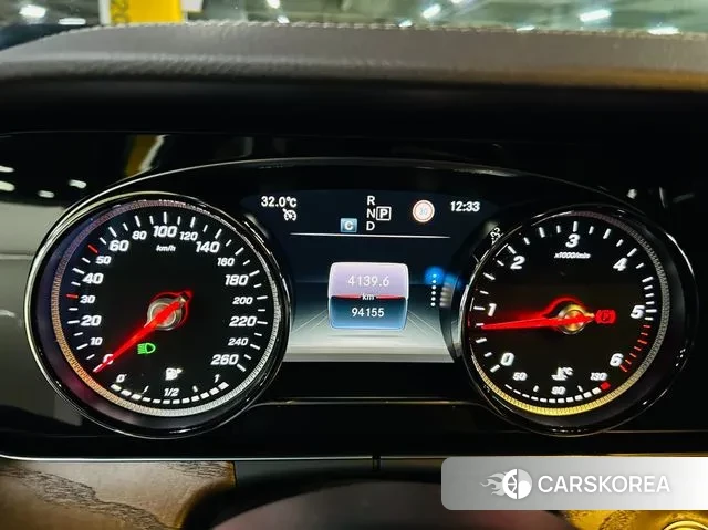Mercedes-Benz E-Class W213 id 3098234 из Кореи 18