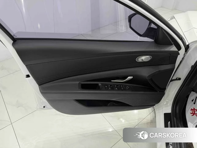 Hyundai Elantra id 4254107 из Китая 20