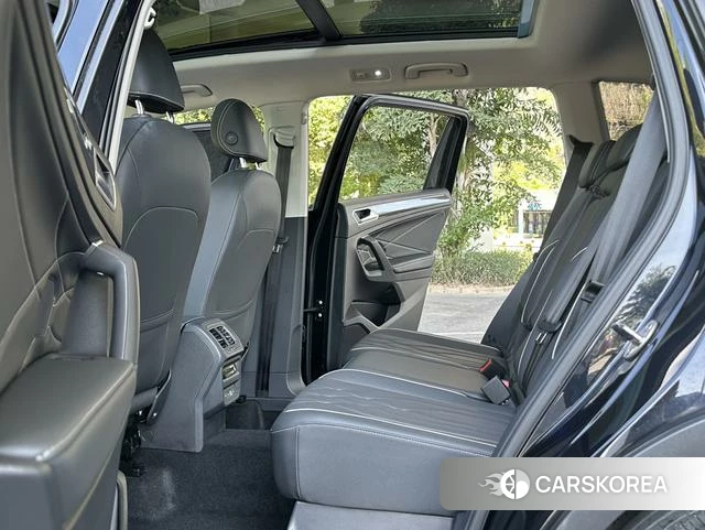 Volkswagen Tiguan L PHEV id 3902138 из Китая 19