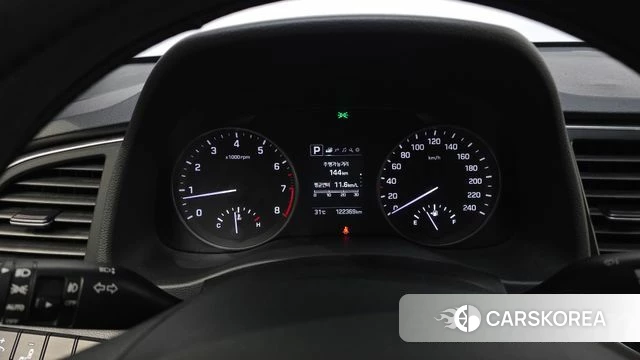 Hyundai Avante AD id 4403543 из Кореи 32