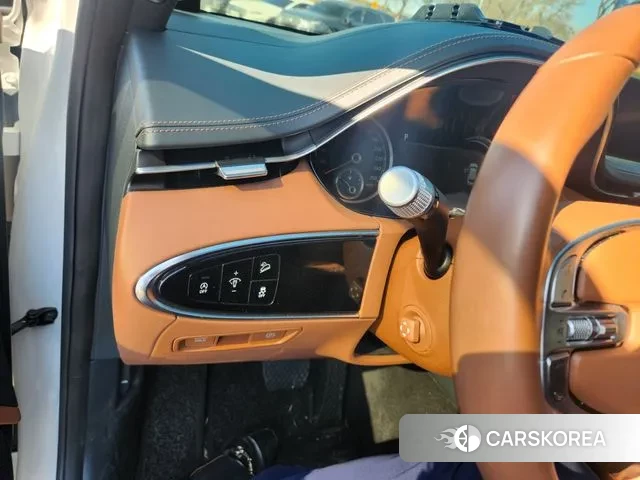 Genesis GV70 id 3610684 из Кореи 13