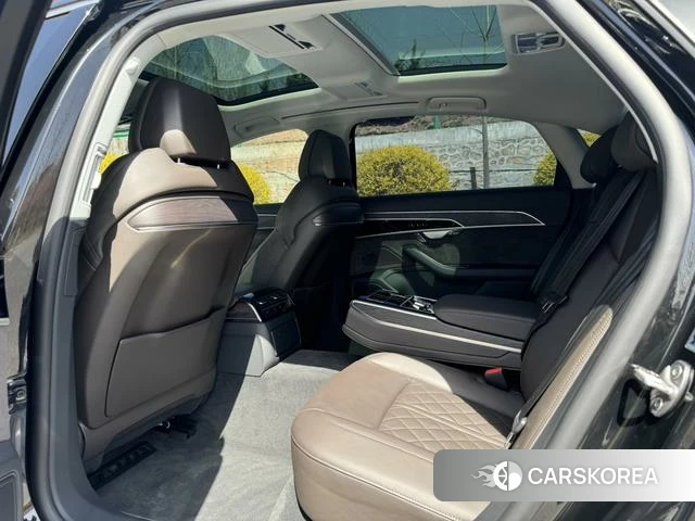 Audi A8 id 4236567 из Китая 8