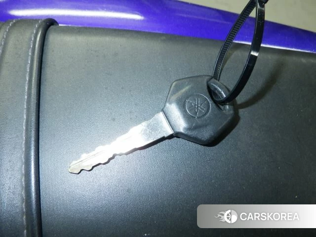 Yamaha YZF-R25 id 3945256 из Японии 32