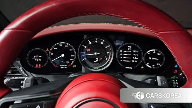 Porsche 911(992) id 3528251 из Кореи 18