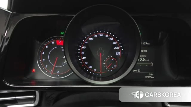 Hyundai Avante (CN7) id 4268622 из Кореи 29