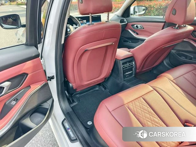 BMW 3 series id 4271270 из Китая 18
