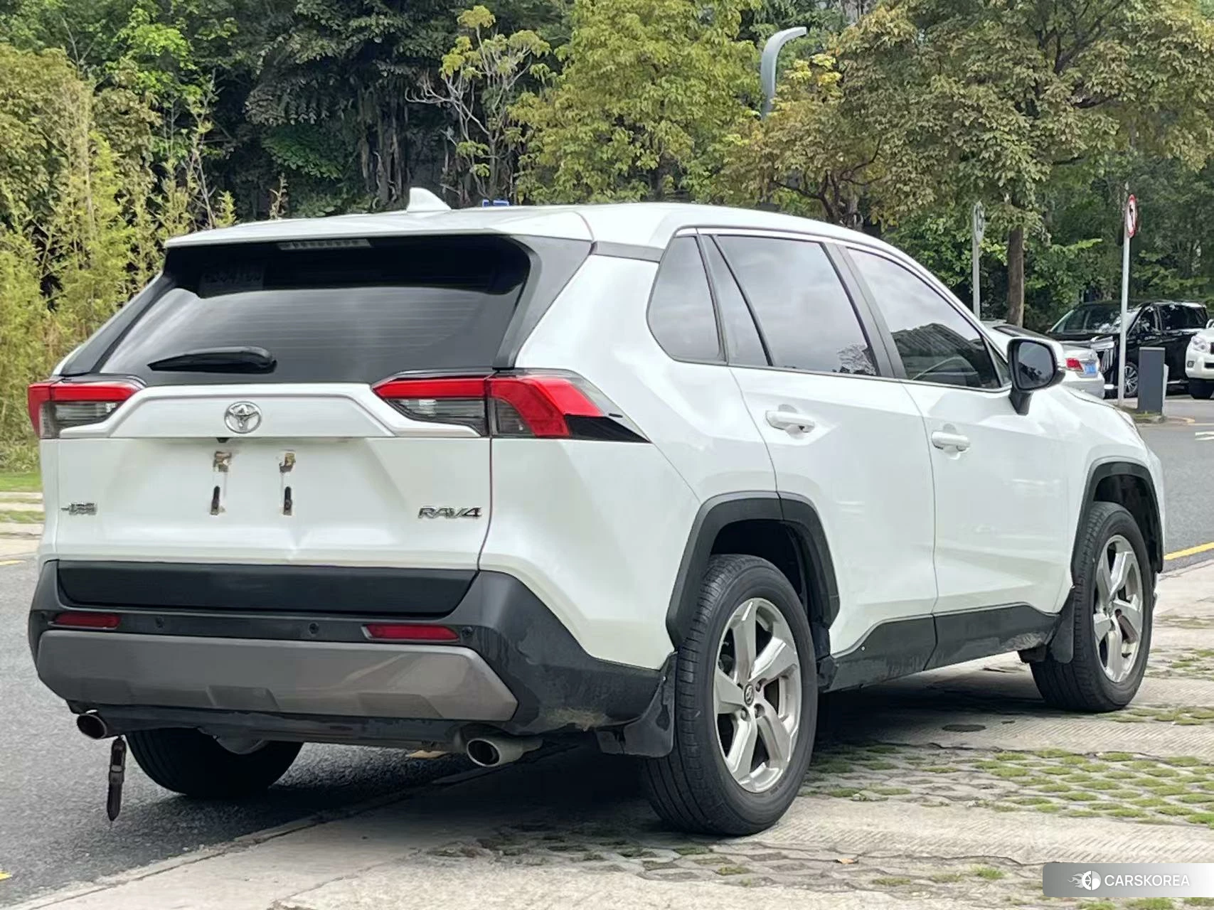Toyota RAV4 id 4454393 из Китая 14