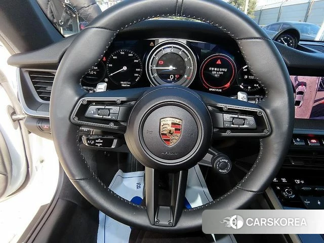 Porsche 911(992) id 4675136 из Кореи 17