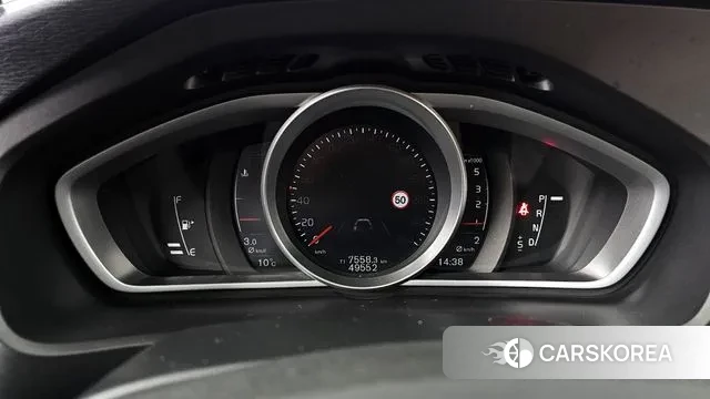 Volvo V40 id 3682664 из Кореи 18