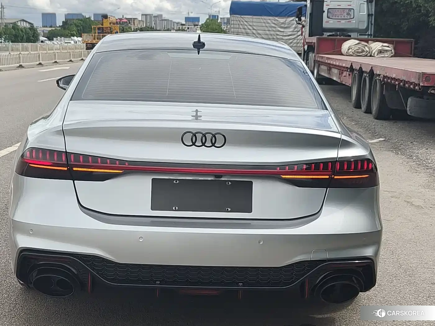 Audi A7L id 4570807 из Китая 16