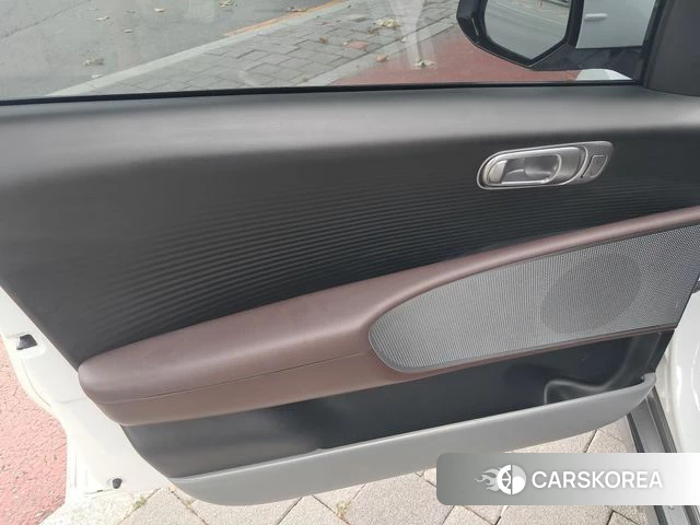 Hyundai Ionic 6 id 4549491 из Кореи 13