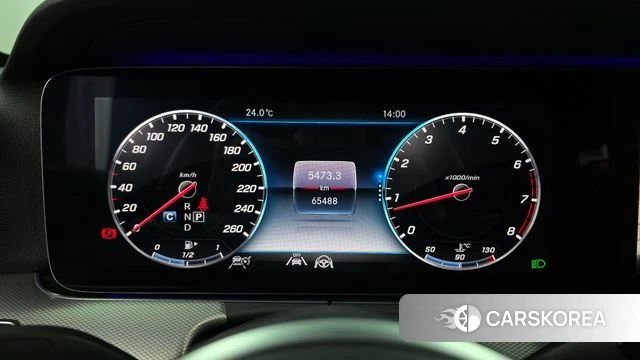 Mercedes-Benz E-Class W213 id 4187796 из Кореи 31