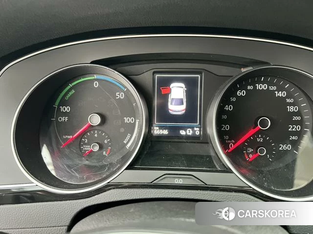 Volkswagen Magotan PHEV id 4273241 из Китая 29