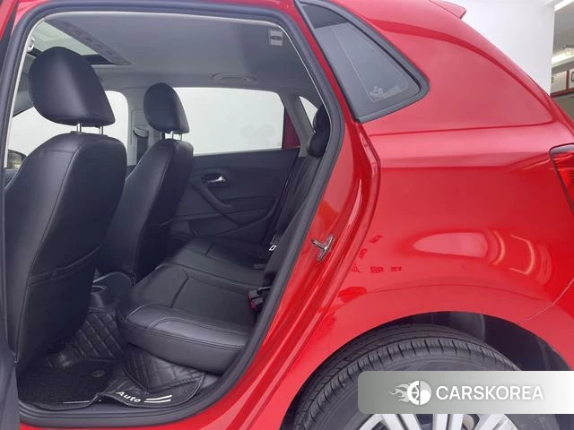 Volkswagen Polo id 4253338 из Китая 21