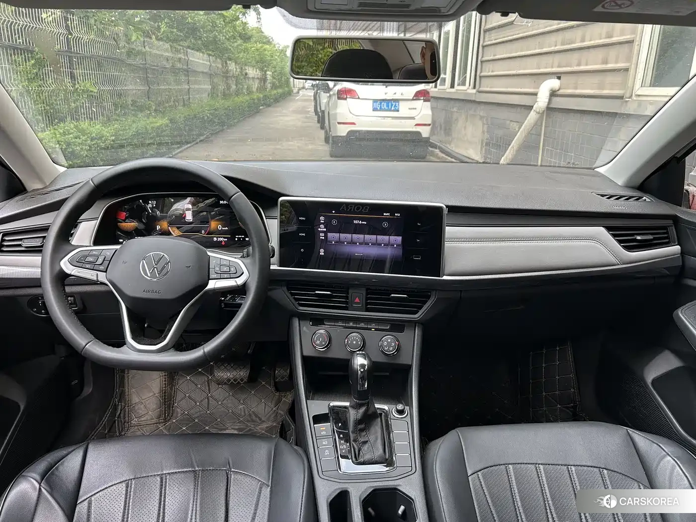 Volkswagen Bora id 4577479 из Китая 18