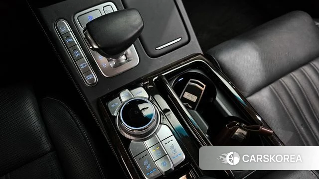 Genesis G90 id 4225221 из Кореи 39