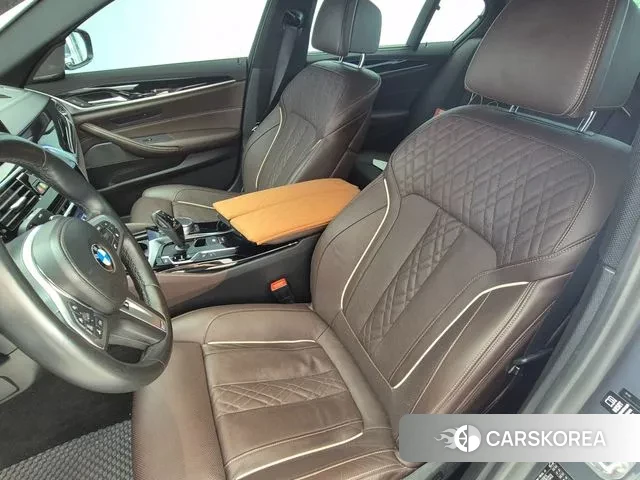 BMW 5 Series (G30) id 3209887 из Кореи 18