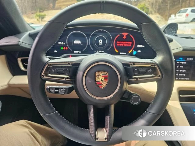 Porsche Taycan id 3857329 из Кореи 15