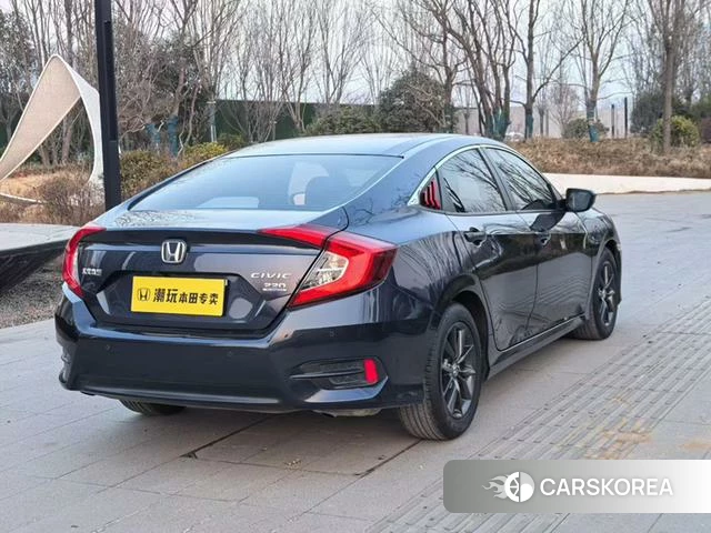 Honda Civic id 4261542 из Китая 8