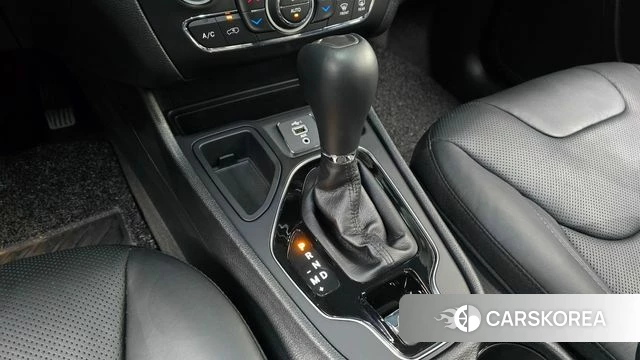 Jeep Cherokee (KL) id 3965828 из Кореи 18