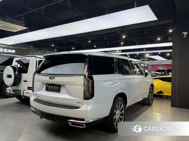 Cadillac Escalade ESCALADE id 4239588 из Китая 9