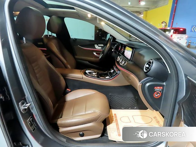 Mercedes-Benz E-Class W213 id 3820849 из Кореи 18