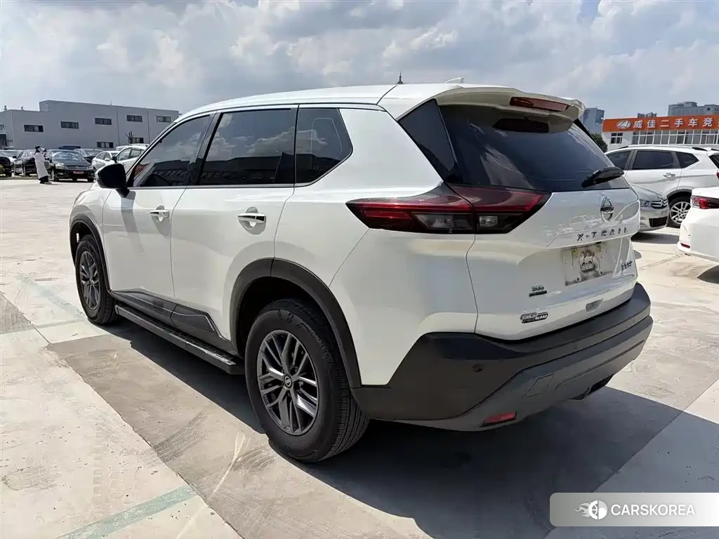 Nissan Qijun id 4576802 из Китая 17