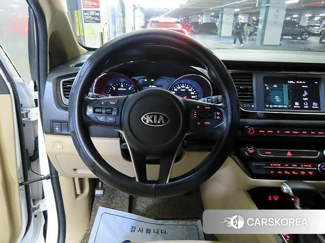 Kia The New Carnival id 3917066 из Кореи 18