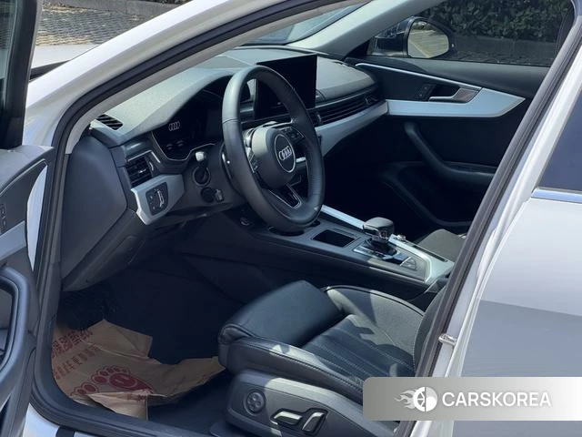 Audi A4L id 4313580 из Китая 9