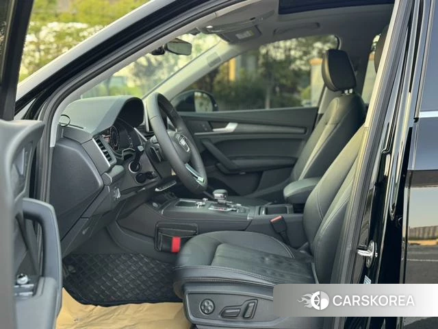 Audi Q5L id 4261399 из Китая 10